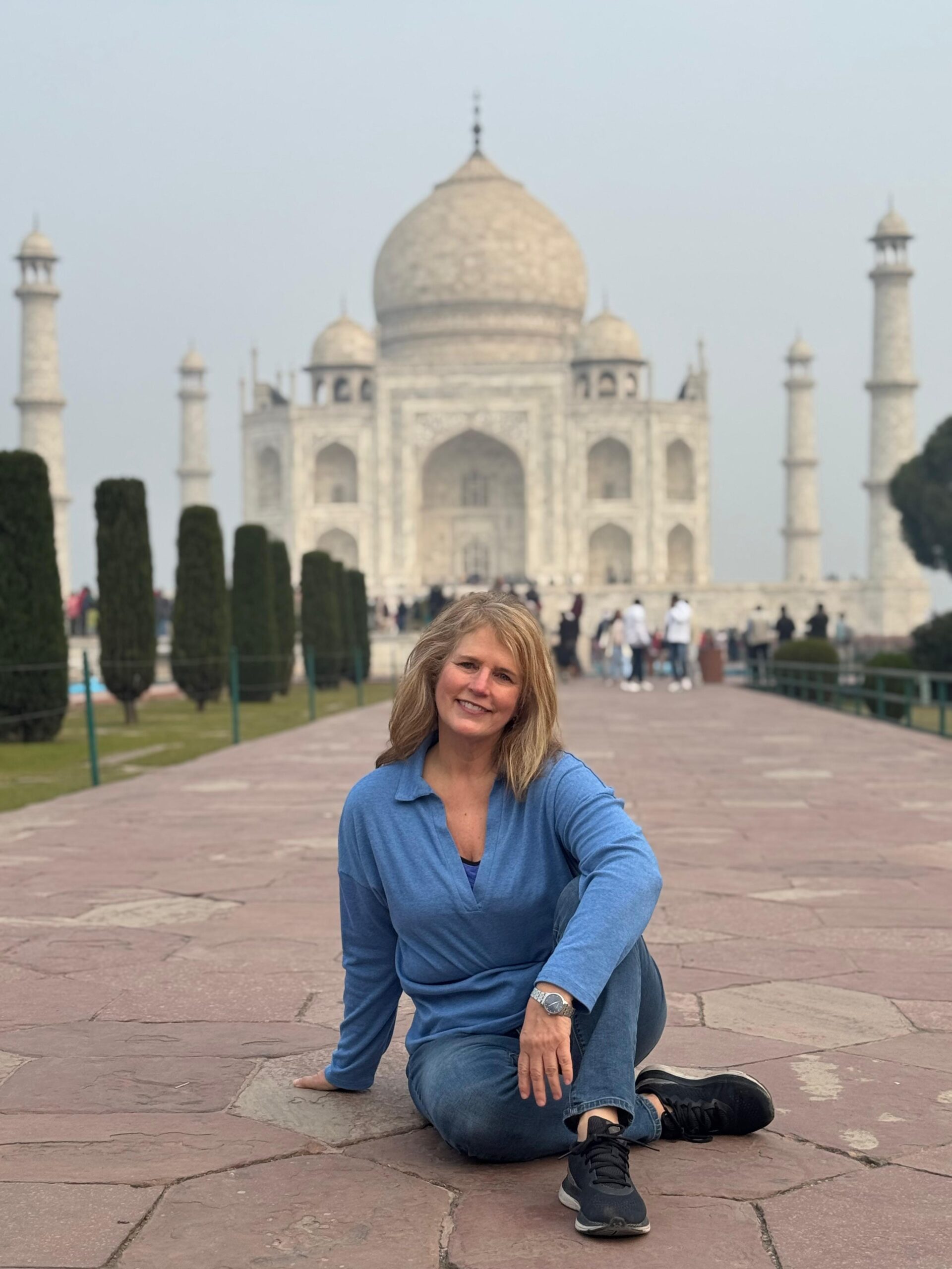 Delhi to agra tour packages