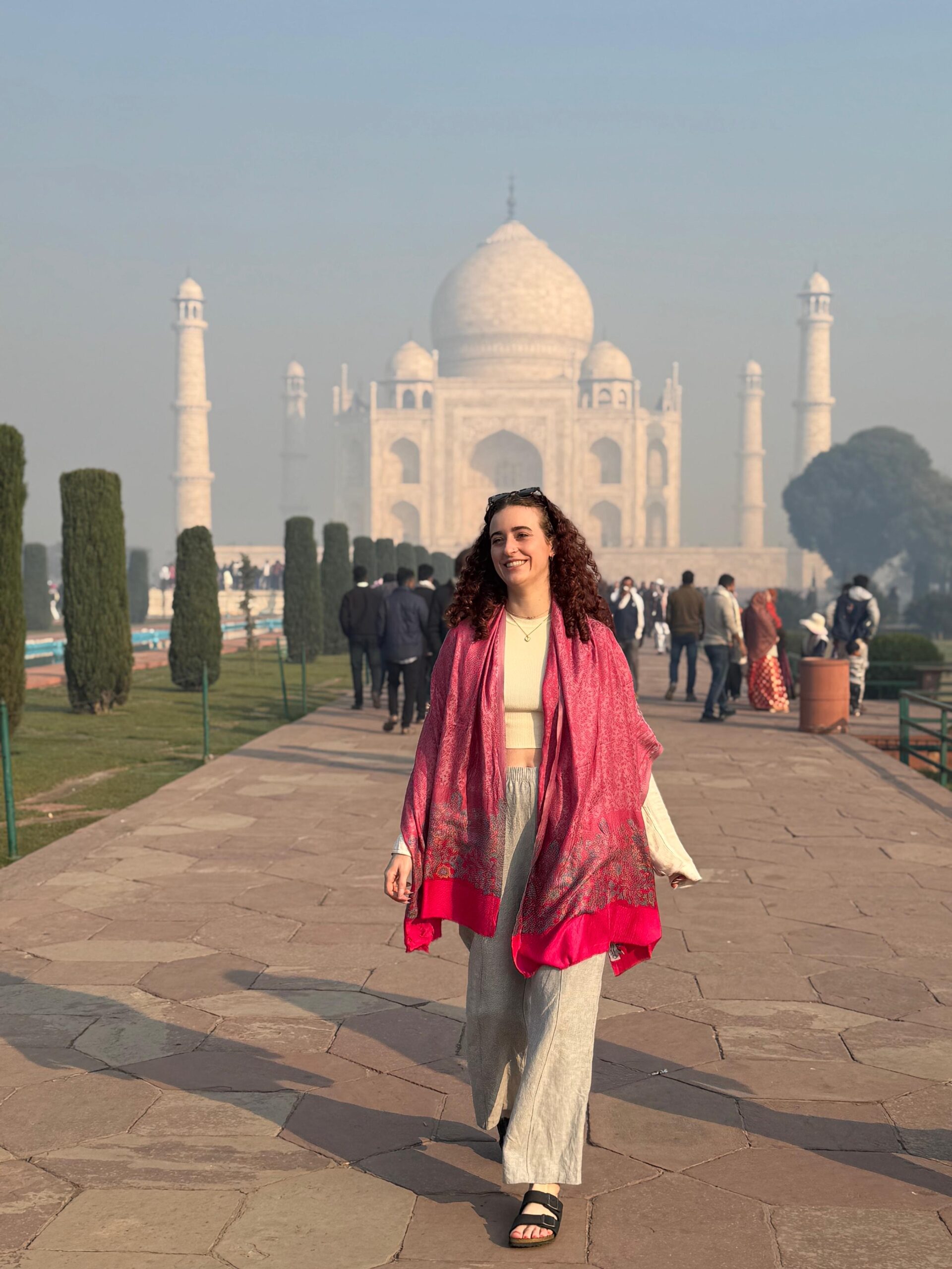 Delhi to agra tour packages