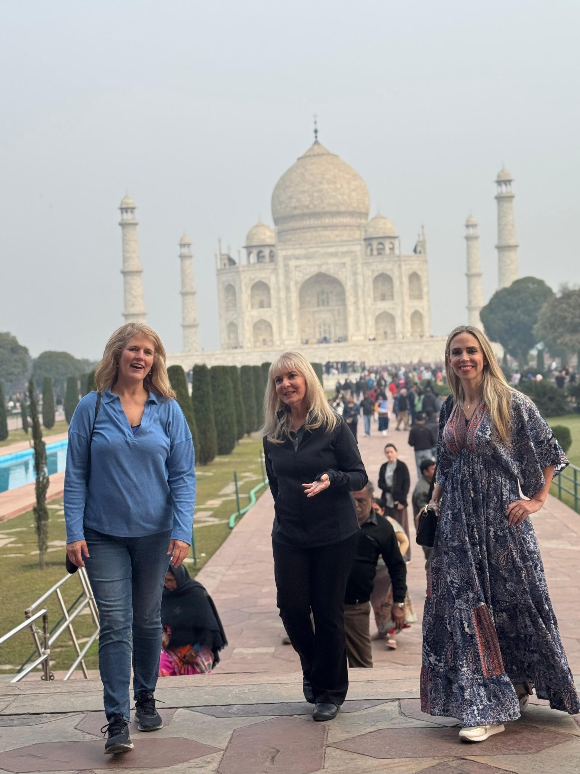 Delhi to agra tour packages